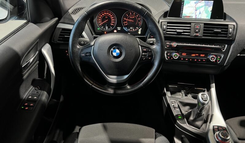 BMW 118i Sport Line voll